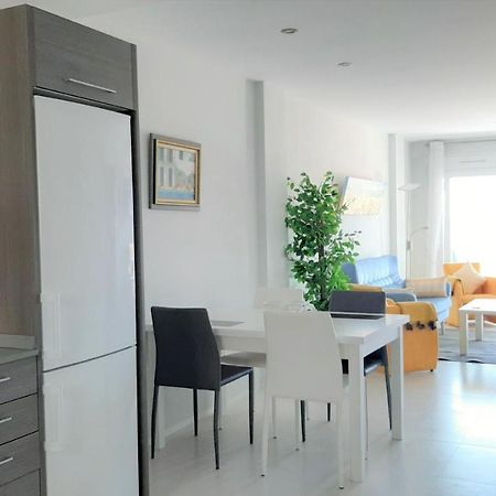 La Belle Bleue Apartment La Marina Luaran gambar