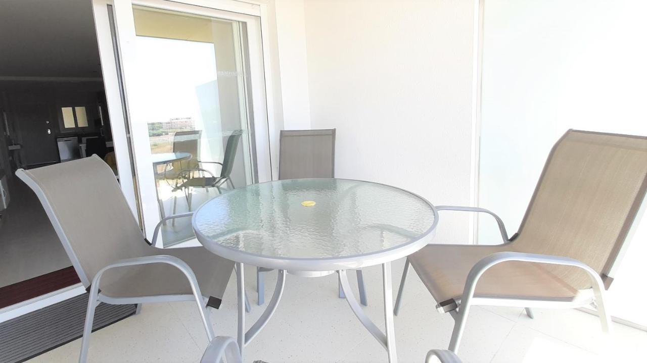 La Belle Bleue Apartment La Marina Luaran gambar