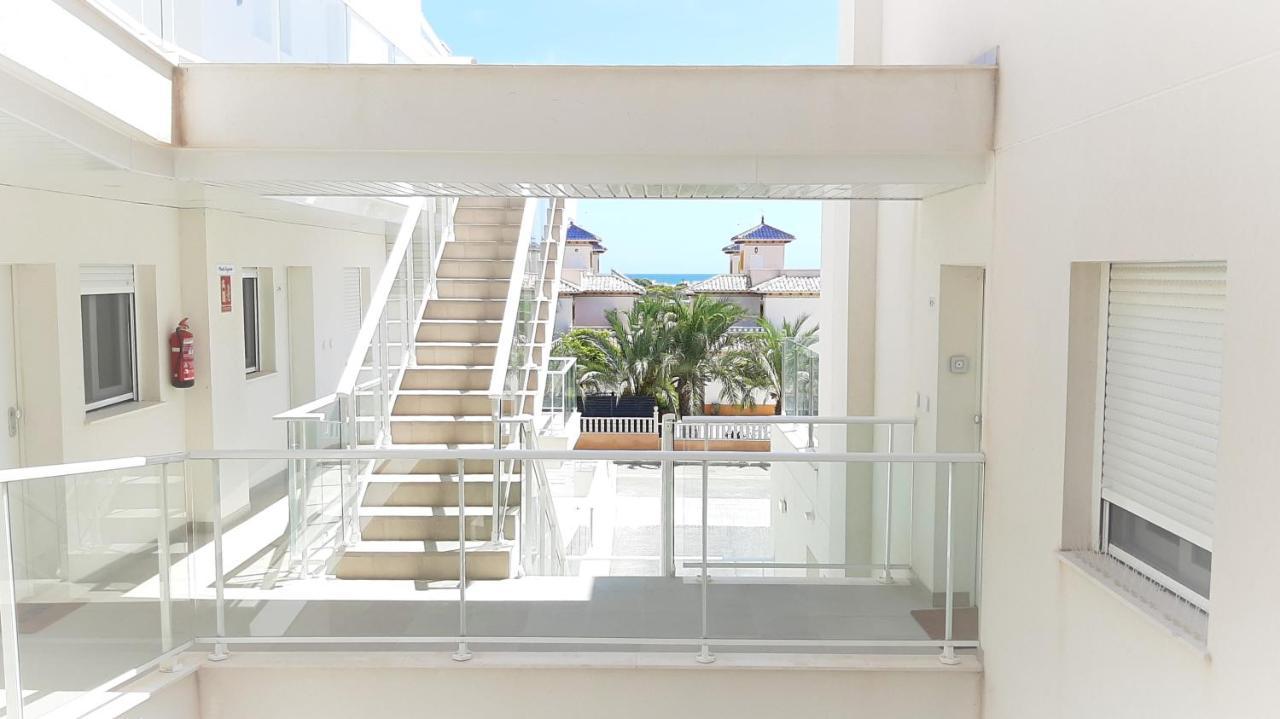 La Belle Bleue Apartment La Marina Luaran gambar